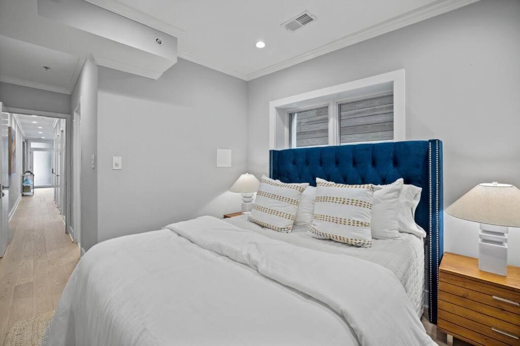 Oasis By Meridian Park Apartment Washington